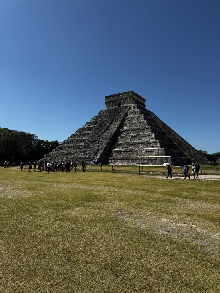 CHICHEN ITZA