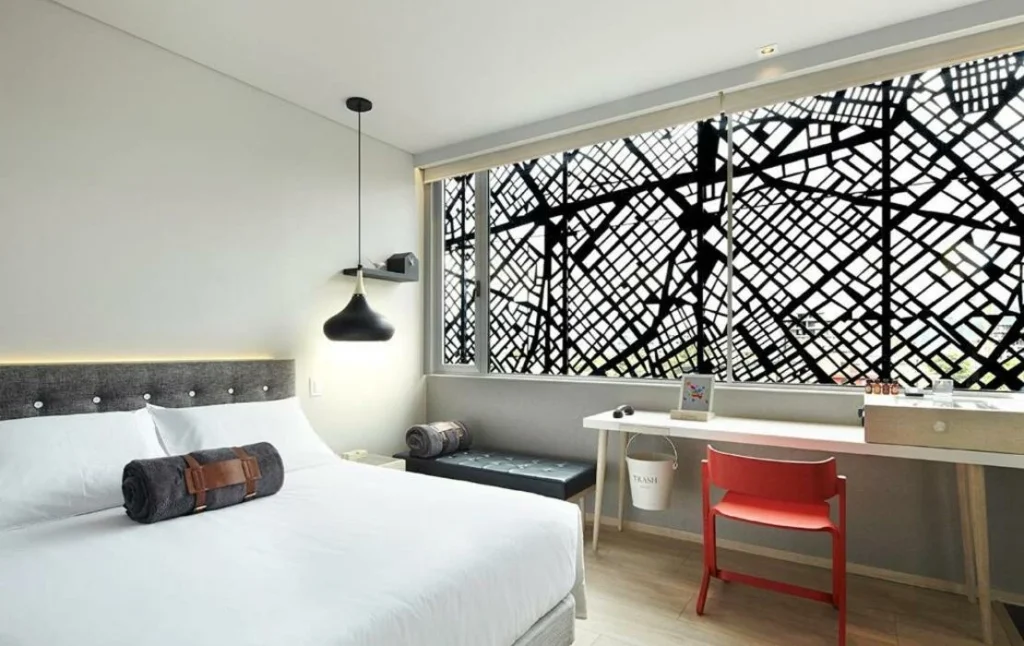 THE CLICK CLACK HOTEL
