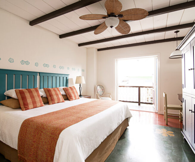 ISLA DE FLORES HOTEL