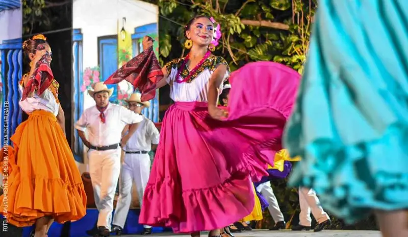 NOCHE MEXICANA MERIDA