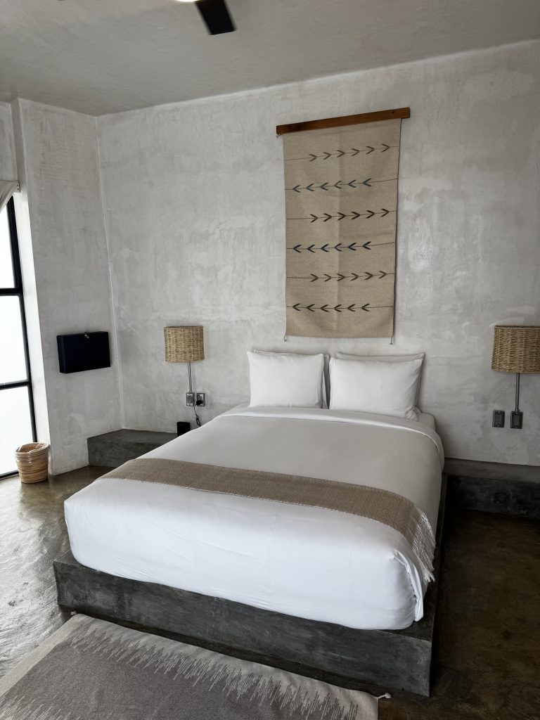 DRIFT HOTEL SJD