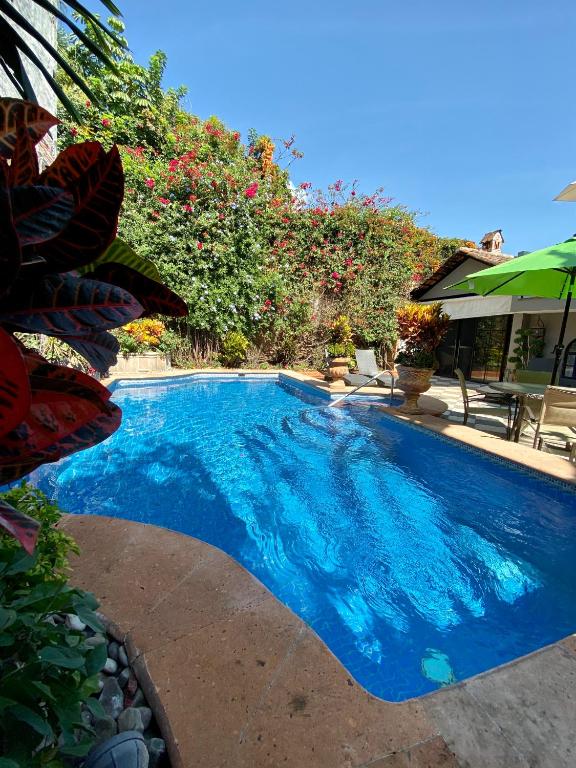 CASA DEL SOL INN